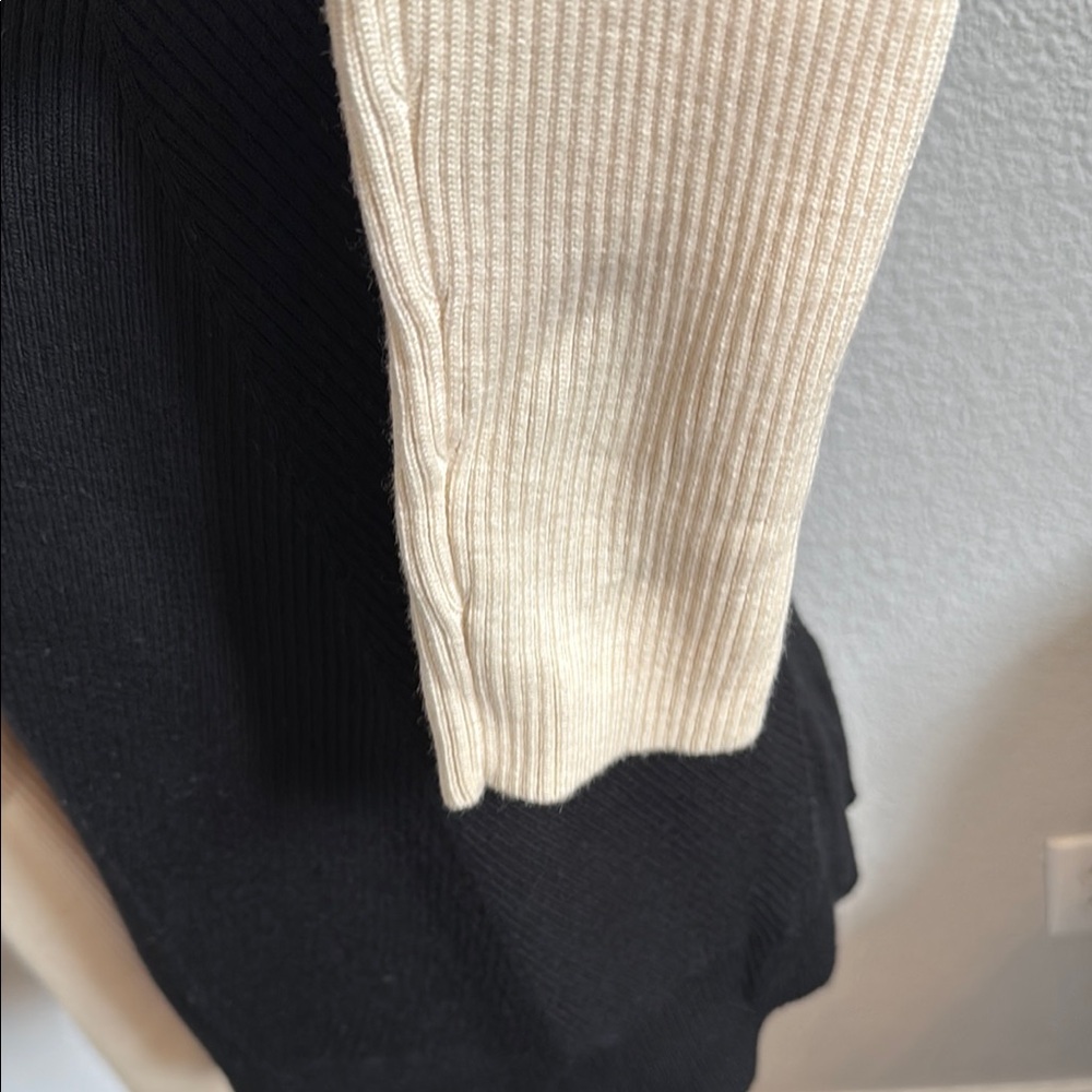 Tory Burch Color-Block Merino Wool Mock-Neck Sweater - Picture 11 of 16